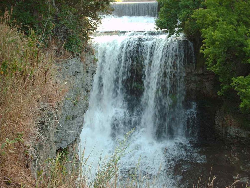 Vermillion Falls